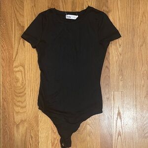 Elodie Classic Black Tee